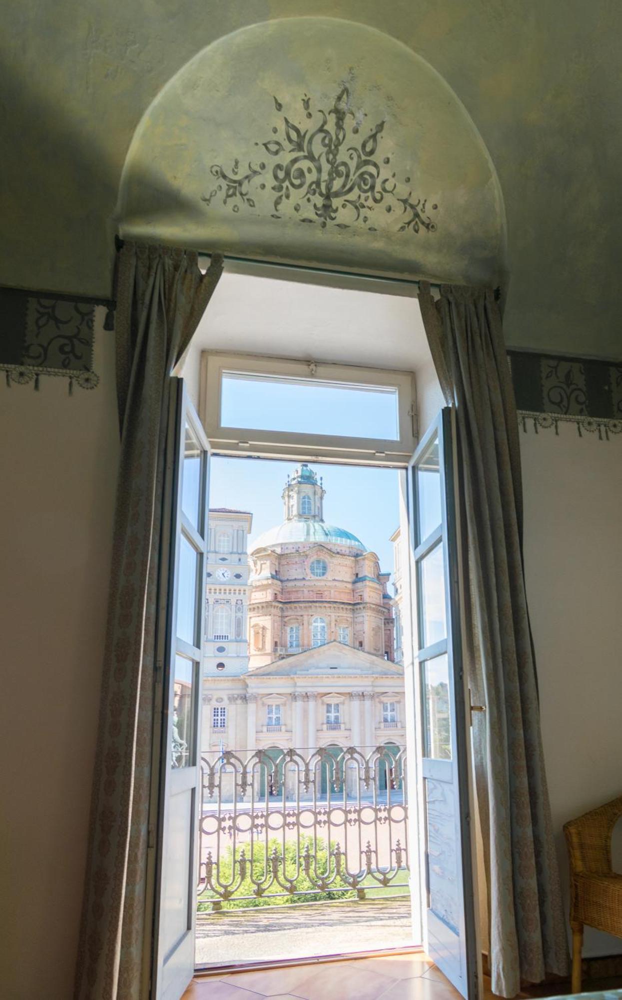 Hotel Portici Vicoforte Exterior photo