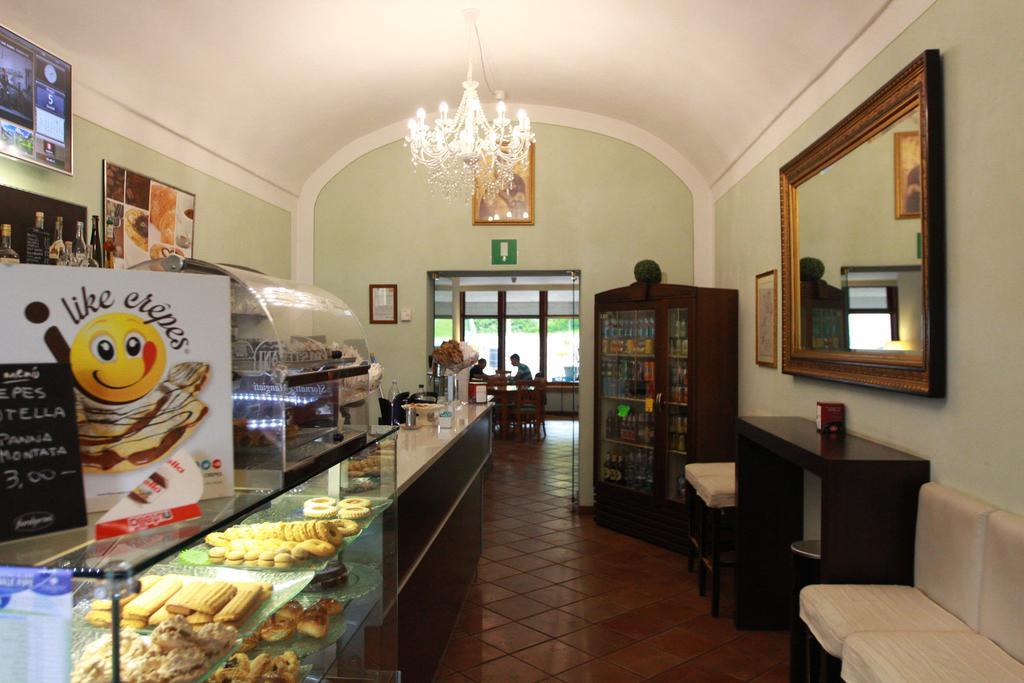 Hotel Portici Vicoforte Exterior photo