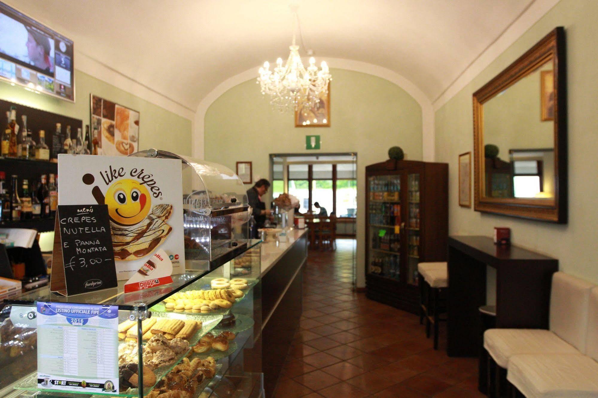 Hotel Portici Vicoforte Exterior photo